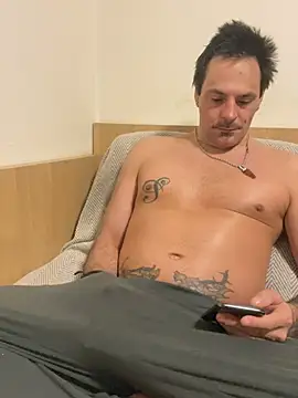  madbull  online show from 1, 2, 2026