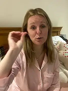 madamlillyrose online show from 14, 1, 2026