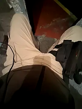 Snapshot of Raczos chatting on 19, 10, 2025 Raczos online show from 19, 10, 2025