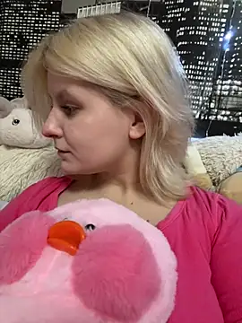 Snapshot of BonnyeBoom chatting on 4, 2, 2026 BonnyeBoom online show from 4, 2, 2026