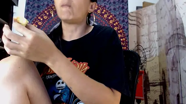 Lucyy Naugthy online show from 13, 2, 2026