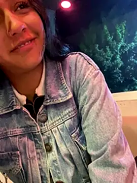 Nahomy cute1 online show from 17, 12, 2025