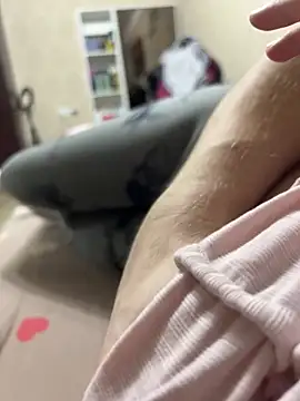 Snapshot of JuicyGamess chatting on 12, 11, 2025 JuicyGamess online show from 12, 11, 2025