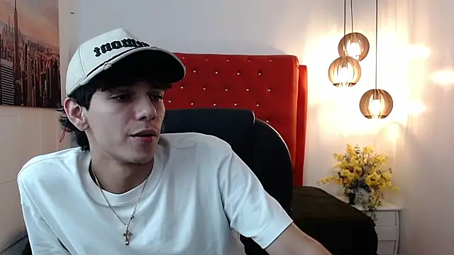 AmethystShadow17 online show from 25, 2, 2026