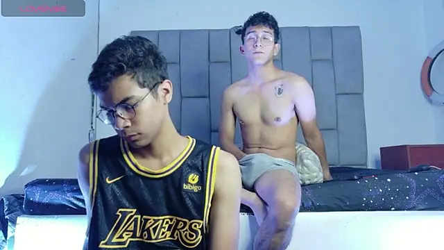 Desire4Duo online show from 16, 5, 2026
