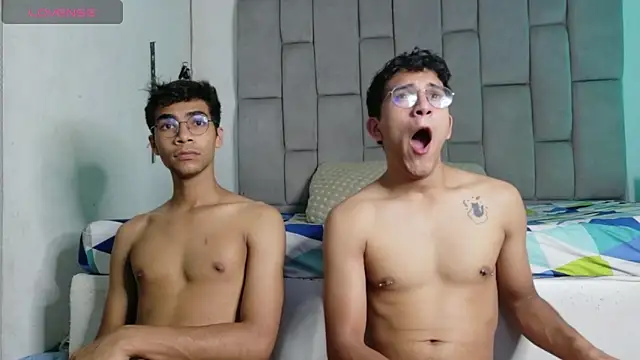 Desire4Duo online show from 30, 5, 2026