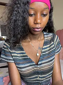 NyahHeat online show from 6, 4, 2026