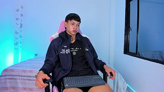 Snapshot of Axel_Cody_ chatting on 7, 2, 2026 Axel Cody online show from 7, 2, 2026