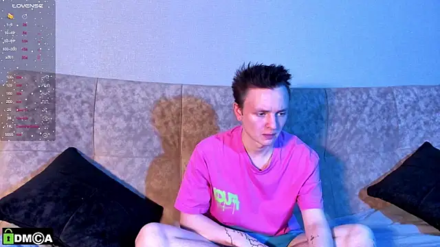 Snapshot of Logan_mett chatting on 11, 11, 2025 Logan mett online show from 11, 11, 2025