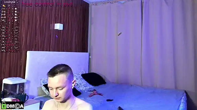 Snapshot of Logan_mett chatting on 24, 11, 2025 Logan mett online show from 24, 11, 2025