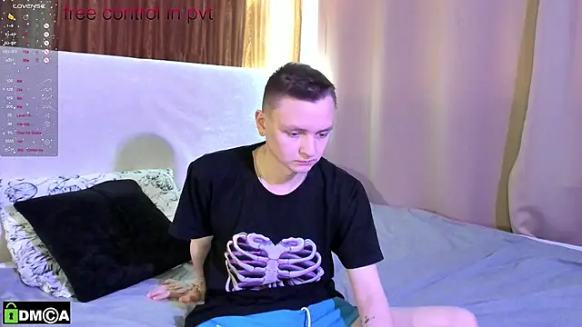 Snapshot of Logan_mett chatting on 25, 11, 2025 Logan mett online show from 25, 11, 2025