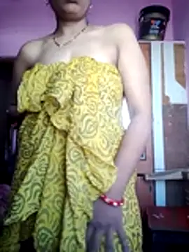 Snapshot of Juhi512 chatting on 20, 11, 2025 Juhi512 online show from 20, 11, 2025