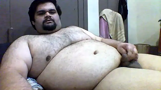 Snapshot of ShavenScope24 chatting on 1, 5, 2026 ShavenScope24 online show from 1, 5, 2026
