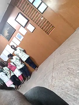 Vickyins480000 online show from 24, 11, 2025