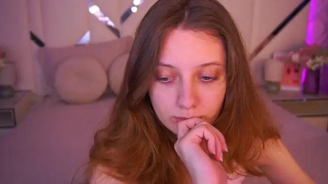 CuteeFoxy online show from 19, 5, 2026