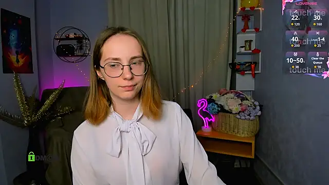 Snapshot of evalora_vei chatting on 5, 4, 2026 evalora vei online show from 5, 4, 2026