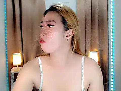 Snapshot of littleredbunny27 chatting on 16, 1, 2026 littleredbunny27 online show from 16, 1, 2026