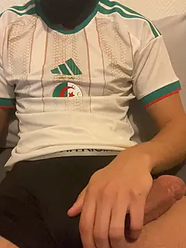 Snapshot of Rebeudeter_ chatting on 11, 1, 2026 Rebeudeter online show from 11, 1, 2026