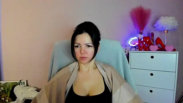 Snapshot of Mollybloom40 chatting on 26, 3, 2026 Mollybloom40 online show from 26, 3, 2026