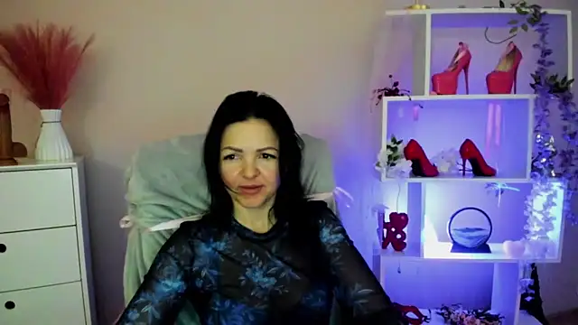 Snapshot of Mollybloom40 chatting on 16, 4, 2026 Mollybloom40 online show from 16, 4, 2026