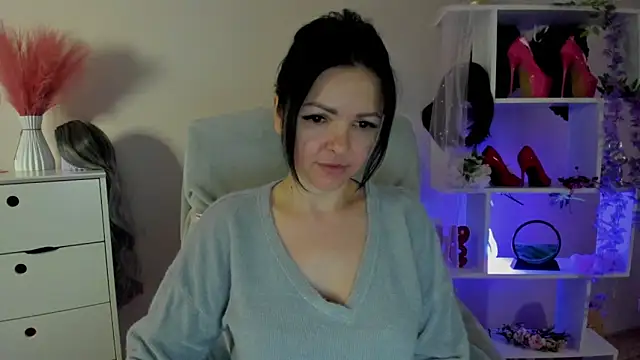 Snapshot of Mollybloom40 chatting on 29, 4, 2026 Mollybloom40 online show from 29, 4, 2026