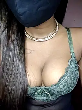 Strip Hotty242 online show from 27, 10, 2025