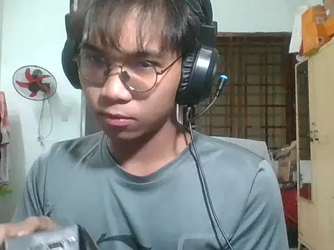 kave2033 online show from 6, 11, 2025