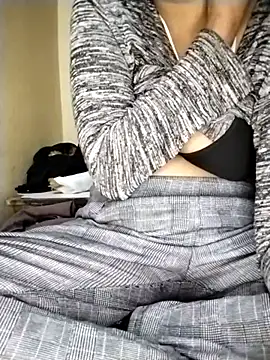 strip queennn online show from 14, 1, 2026