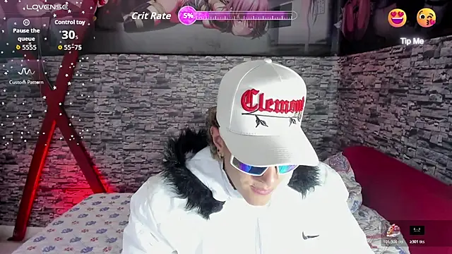 Hayden Boy  online show from 18, 12, 2025