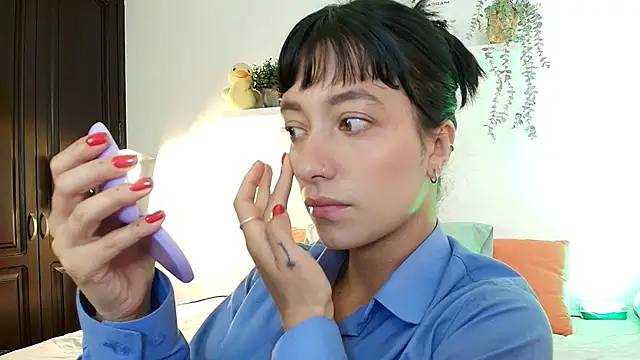 Snapshot of _TiniWild chatting on 21, 3, 2026 TiniWild online show from 21, 3, 2026