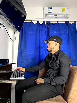 Kylian Alessandro online show from 14, 11, 2025