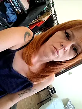 Snapshot of PorcelainDoll1 chatting on 23, 10, 2025 PorcelainDoll1 online show from 23, 10, 2025