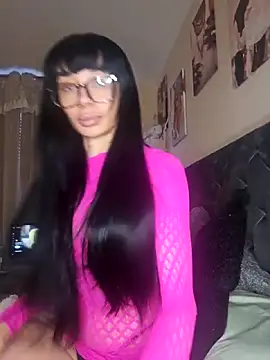 LucyMiax online show from 5, 2, 2026