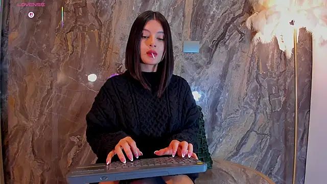 Snapshot of Rashel_Frost_ chatting on 16, 11, 2025 Rashel Frost online show from 16, 11, 2025