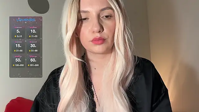 Snapshot of cute_cake chatting on 7, 1, 2026 cute cake online show from 7, 1, 2026