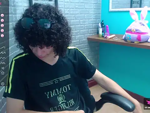 Mike Miiller  online show from 16, 12, 2025