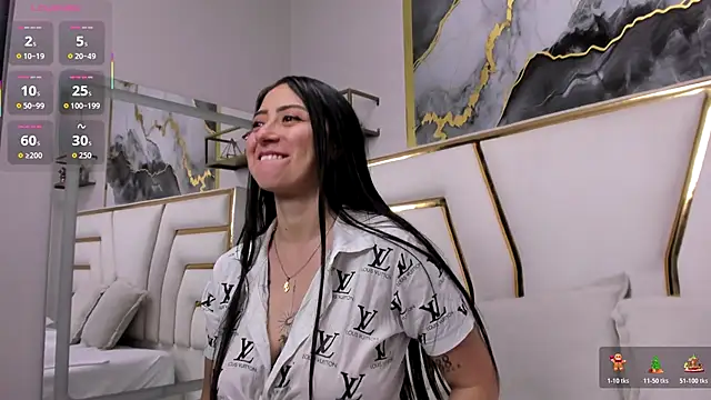 JuliethCruz  online show from 25, 10, 2025