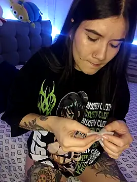 Snapshot of venus_9 chatting on 18, 10, 2025 venus 9 online show from 18, 10, 2025