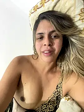 heloisamagno online show from 30, 10, 2025