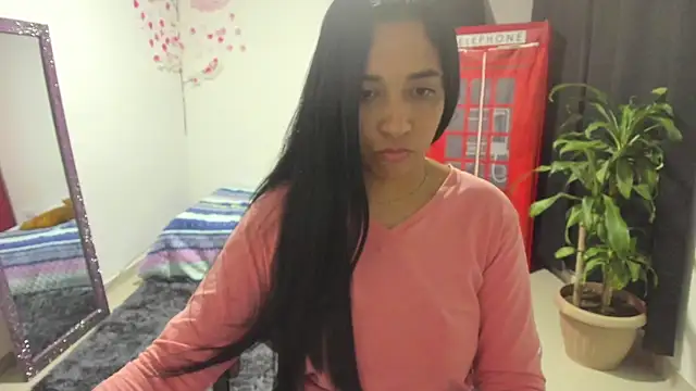 Snapshot of Kruela chatting on 21, 11, 2025 Kruela online show from 21, 11, 2025