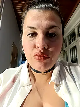 Snapshot of Sexylips200 chatting on 21, 10, 2025 Sexylips200 online show from 21, 10, 2025