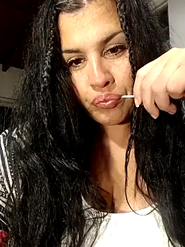 Snapshot of Sexylips200 chatting on 23, 10, 2025 Sexylips200 online show from 23, 10, 2025