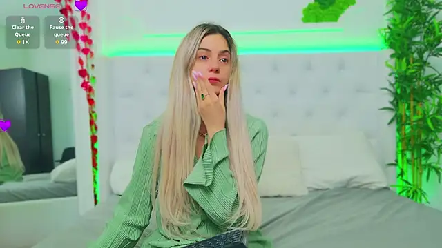 AriannaSins online show from 18, 3, 2025