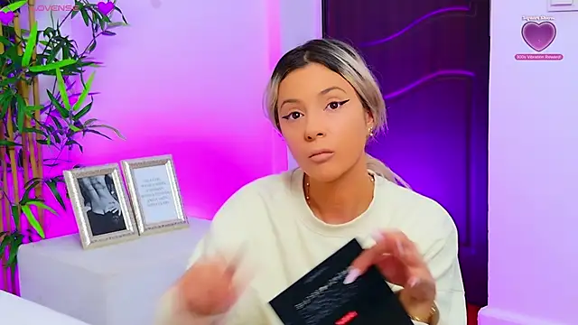 AriannaSins online show from 25, 9, 2025