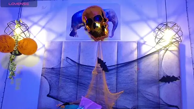 antonella rosecs online show from 25, 10, 2025