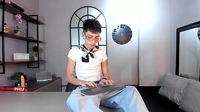 Tiam muller online show from 15, 11, 2025