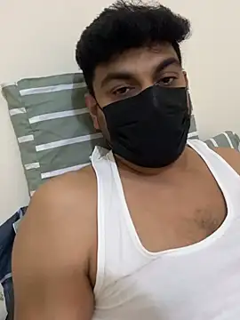 Handsome8677 online show from 17, 6, 2026