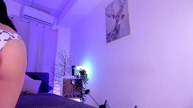 Divine Madeleine online show from 21, 5, 2026