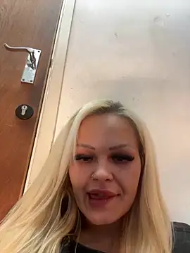 CherryXOX- online show from 30, 10, 2025