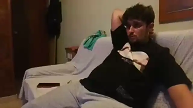 Snapshot of THEGLOBEZONEXXX chatting on 15, 10, 2025 THEGLOBEZONEXXX online show from 15, 10, 2025